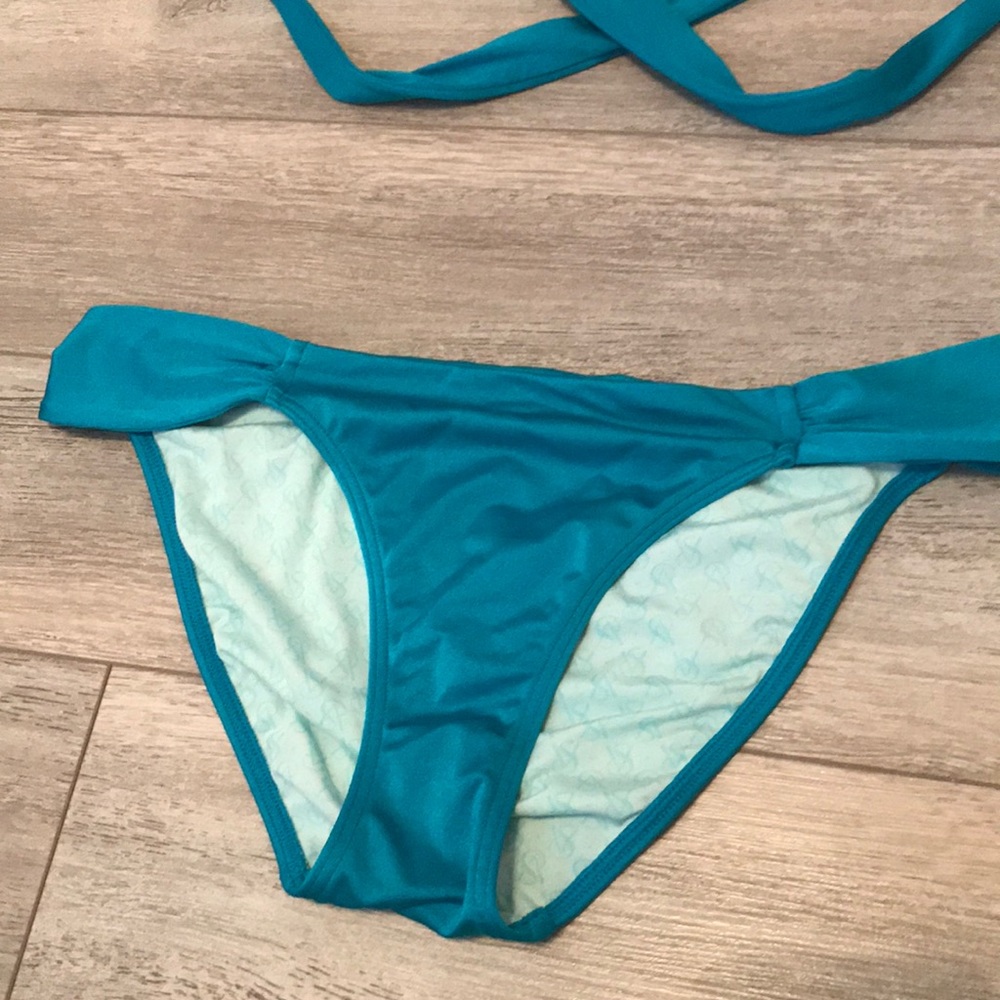 Victorias Secret bandeau bikini - Picture 4 of 9